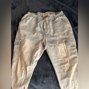 Women’s cuffed jeans